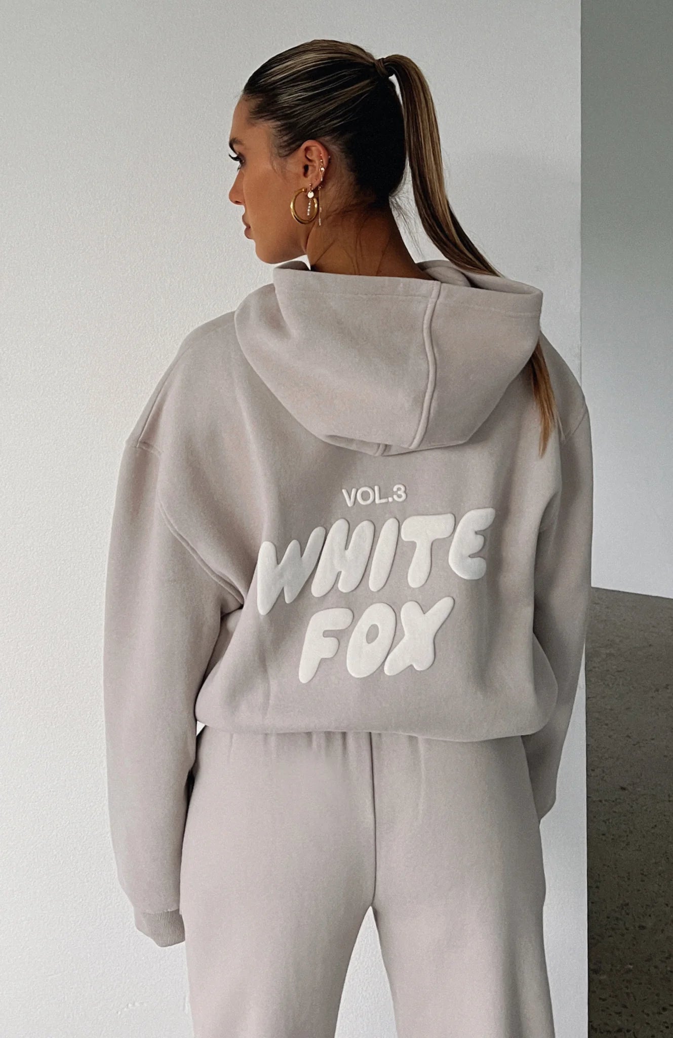 Whitefox Oversized Hoodie + Free Sweatpants